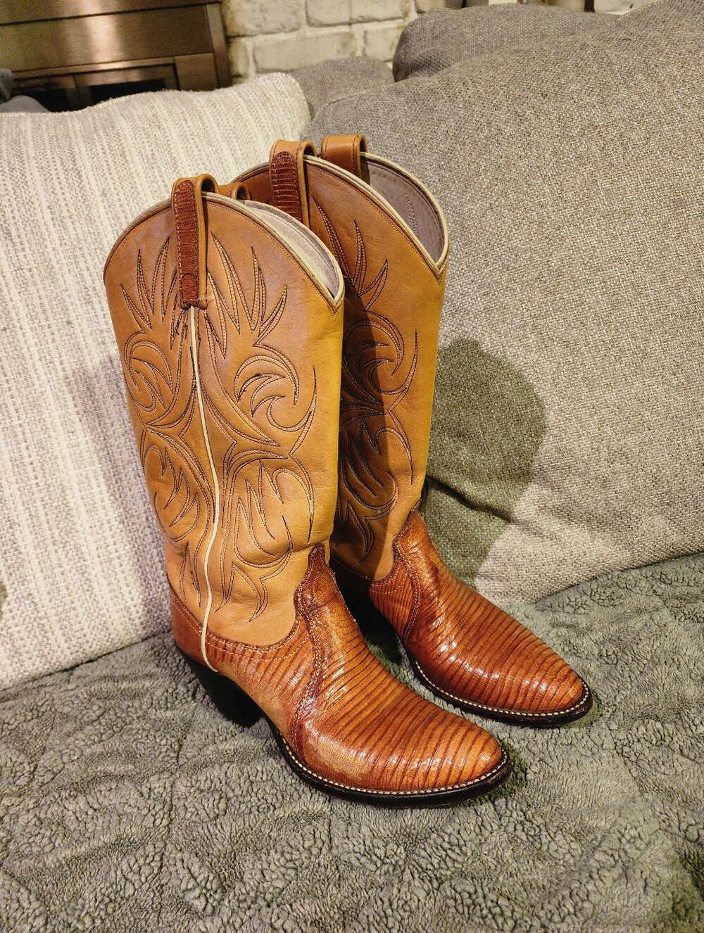 Vintage Dan Post Womens Western Leather Cowboy Boots w Lizard Skin Foot sz 6-1/2